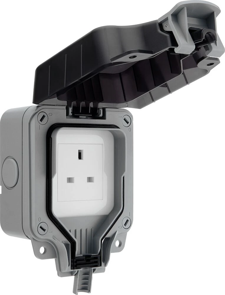 BG Nexus Storm, 13A Single Unswitched Socket, IP66