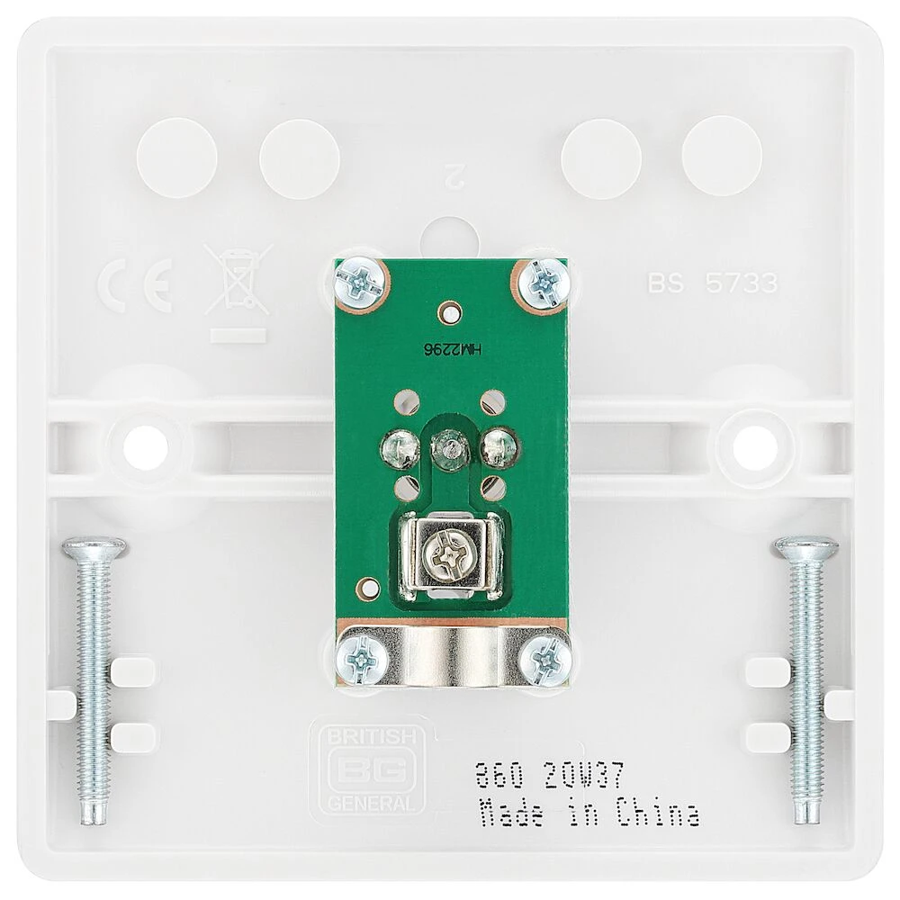 BG Nexus Series White Moulded Single Co-Ax Aerial Socket for TV or FM