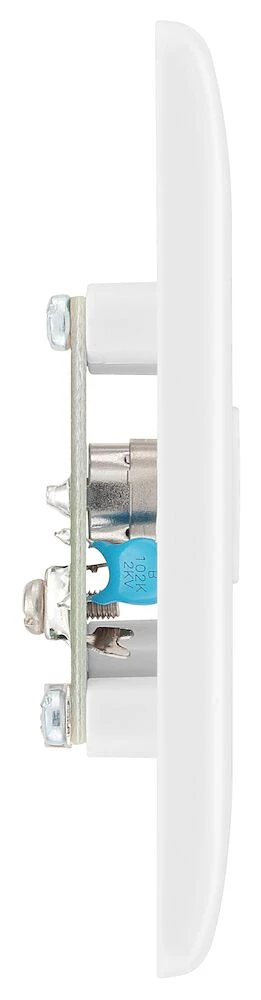 BG Nexus Series White Moulded Single Isolated Co-Ax Aerial Socket for TV or FM
