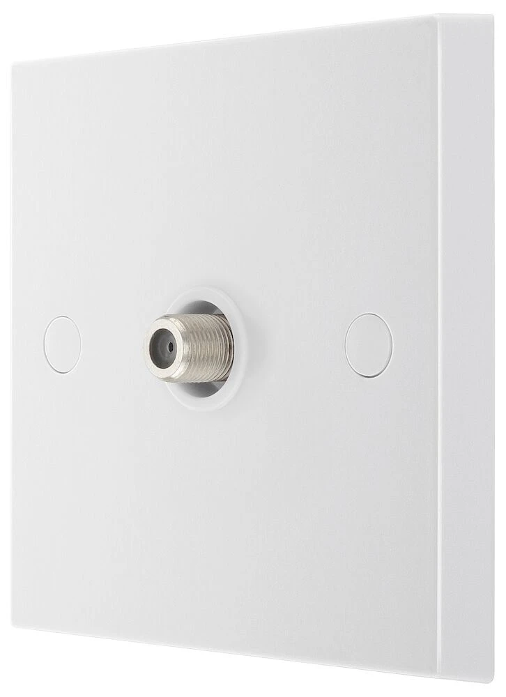 BG White Moulded Square Edge Single Satellite Socket