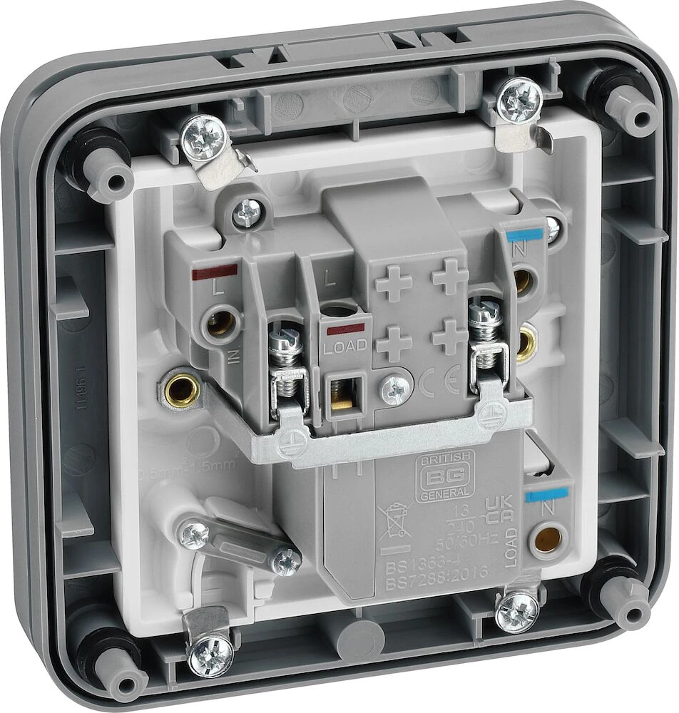 BG Nexus Storm, Unswitched Fused Connection Unit with Latching RCD, IP66