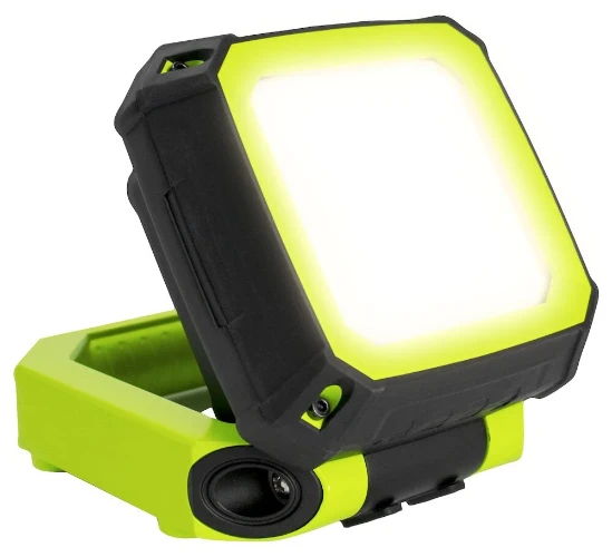 Luceco Compaact USB rechargeable work light 750 lumens 6500K