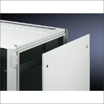 7824228 RITTAL ZIJWAND STEEKB 2200X800 1=2