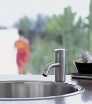 MELANGEUR DE LAVABO VOLA chromé standard avec bec fixe et mousseur eco