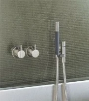 MELANGEUR DE DOUCHE A ENCASTRER VOLA chromé p/remplissage de baig. par le trop plein+douchette