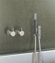 MELANGEUR DE DOUCHE A ENCASTRER VOLA chromé p/remplissage de baig. par le trop plein+douchette