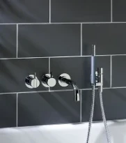 MELANGEUR BAIGNOIRE A ENCASTRER VOLA chromé avec inverseur+ douchette pour bain
