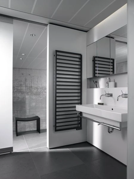 ZEHNDER Subway handdoekradiator H1549xB600  772W wit RAL 9016