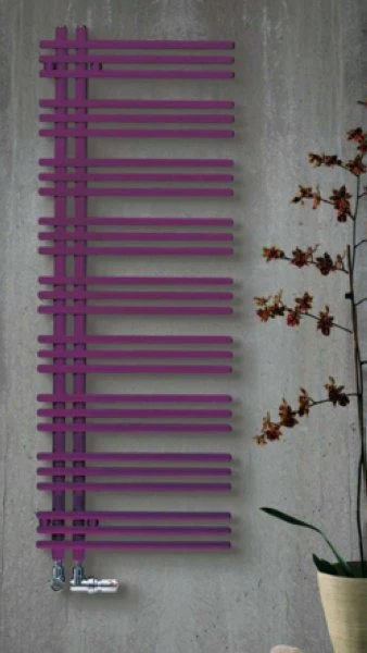 ZEHNDER Yucca Asym handdoekradiator H1304xB378  439W wit RAL 9016