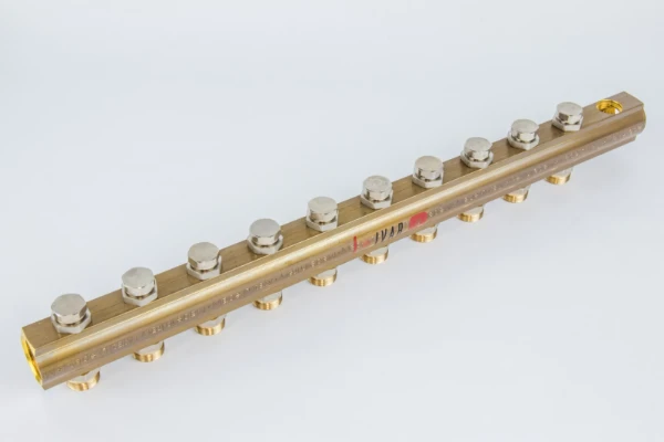 Begetube collecteur et laiton avec vannes de réglage intégrées avec purge 4/4 - 10 x M24