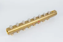Begetube collecteur en laiton avec vannes de réglage intégrées avec purge 5/4 - 8 x M24
