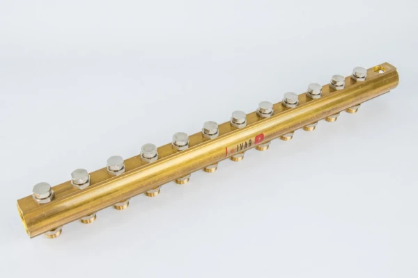 COLLECTEUR BEGETUBE 5/4 X M24 12 raccordements avec robinet de reglage et purgeur 1/2