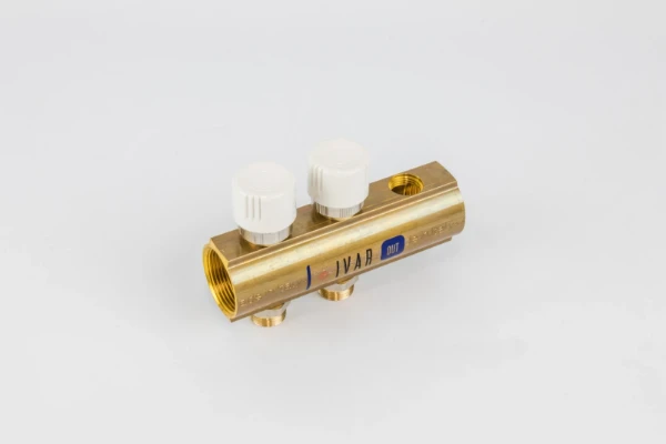 COLLECTEUR BEGETUBE 5/4 X M24 2 raccordements avec thermostat et trou d'aeration 1/2