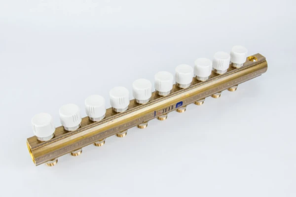 COLLECTEUR BEGETUBE 5/4 X M24 10 raccordements avec thermostat et trou d'aeration 1/2