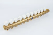 Begetube collecteur en laiton avec vannes thermostatisables intégrées avec purge 5/4 - 11 x M24