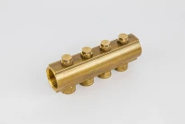 Begetube collecteur en laiton avec vannes de réglage intégrées sans purge 6/4 - 4 x M24