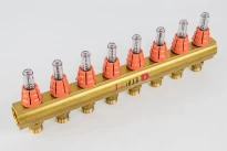 BEGETUBE Collecteur de refoulement 1", 8 sorties avec débitmètres, raccords M24 prémontés.
