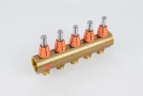 BEGETUBE Collecteur de refoulement 5/4", 5 sorties avec débitmètres, raccords M24 prémontés.