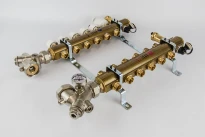 COLLECTEUR CHAUFFAGE DE SOL BEGETUBE 5/4 X 2 X M24 MM laiton