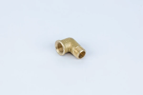 BEGETUBE Raccord en L 1/2" (M/F).
