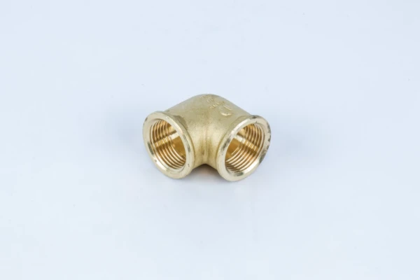 Begetube coudé en laiton 90° FF 4/4 x 4/4