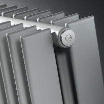 Vasco Tulipa-A TV2-A radiateur decorative verticale 1800 x 270 mm - 1134W EN442 70/50/20 - connexion MM - Ral 9016 blanc signalisation