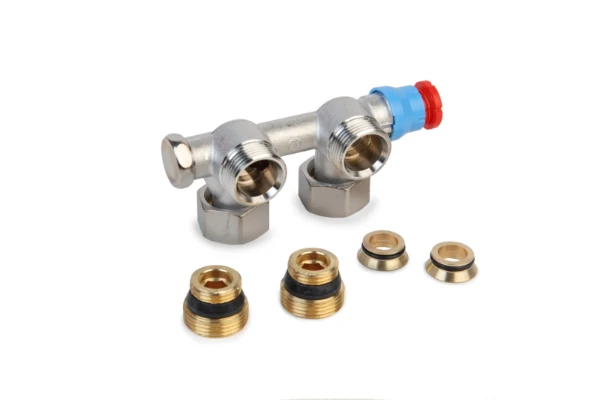 Giacomini   R386T 2-pijpsblok thermostat. muur eurocone 3/4 E x G 3/4 F + adaptors