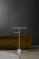 Antonio Lupi porte serviette avec base en marbre 450 x 100 x 800 mm - blanc