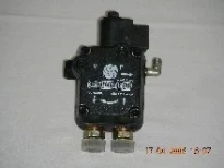 POMPE DE MAZOUT SUNTEC ai35c 9528 pour bruleur Hansa