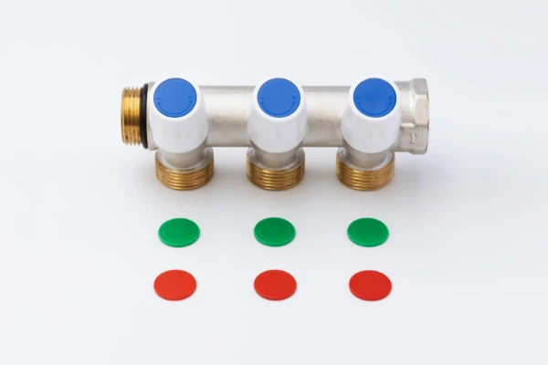ProOne WP collecteur avec vannes de réglage avec indicateurs (Rouge/Blue/Vert) - 4/4 - 3 x EK3/4M