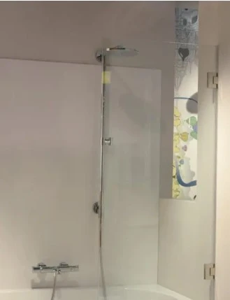 Aquaconcept Bath Concept 120 1-volet pare-bain gauche 700 mm - brillant - transparent - traitement du verre: aucun