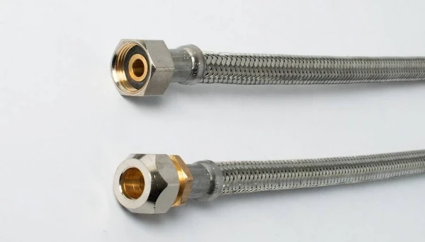 Fixaflex Superflex San inox flexibel FF 10 x 3/8 F - 300 mm - met geïntegreerde dichting - Max 90° C