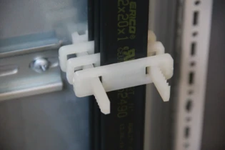 nVent Eriflex - Toebehoren/onderdelen voor stroomrail - ERIFLEX FLEXIBAR en IBSB Steunen 553550 12334453