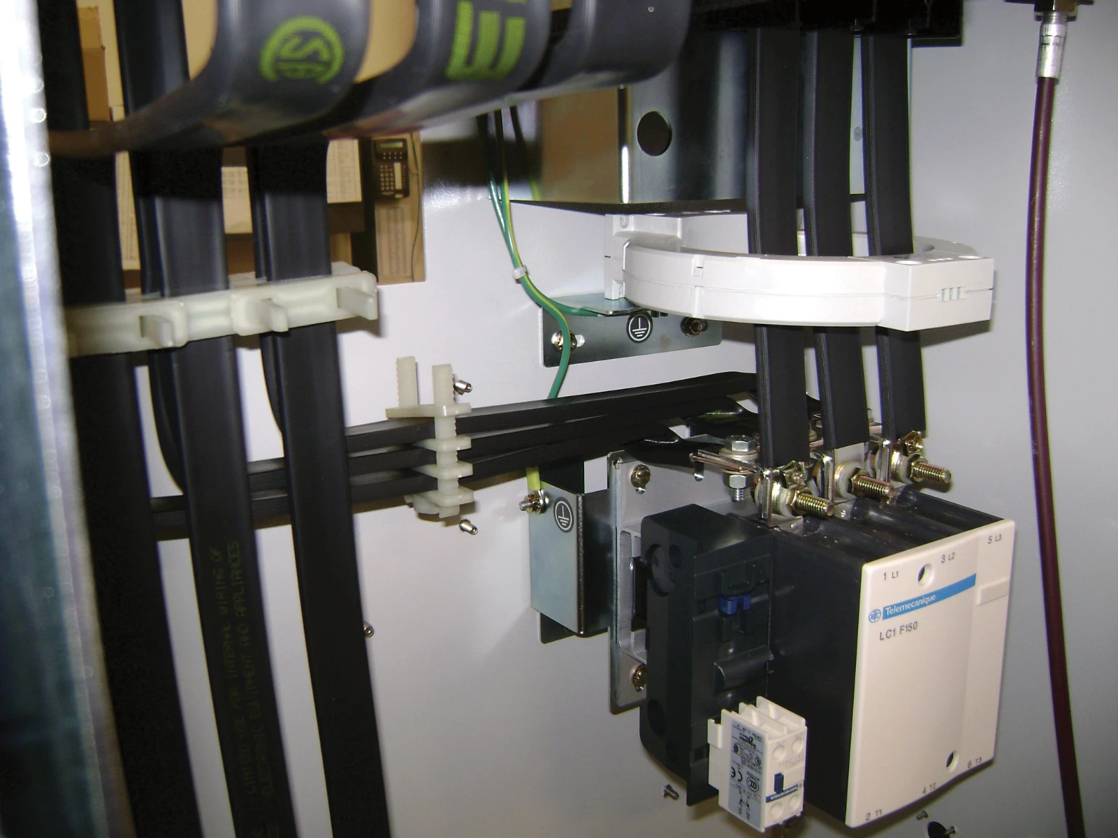 nVent Eriflex Toebehoren/onderdelen voor stroomrail ERIFLEX FLEXIBAR en IBSB Steunen 553550 14243955