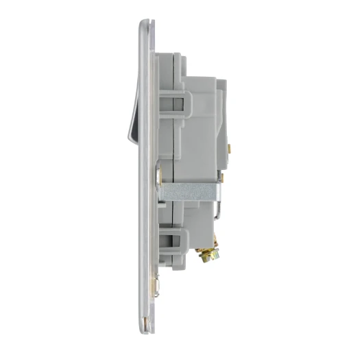 Socket Outlet Switched Double Pole Flatplate Screwless 1 Gang 13A Brushed Steel