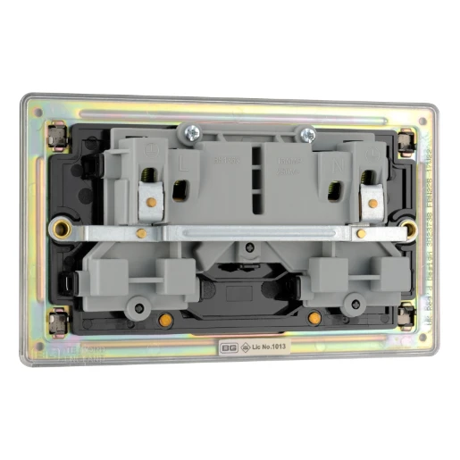 Socket Outlet Switched Double Pole Flatplate Screwless 2 Gang 13A Black Nickel