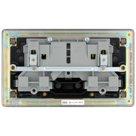 Socket Outlet Switched Double Pole Flatplate Screwless 2 Gang 13A Black Nickel