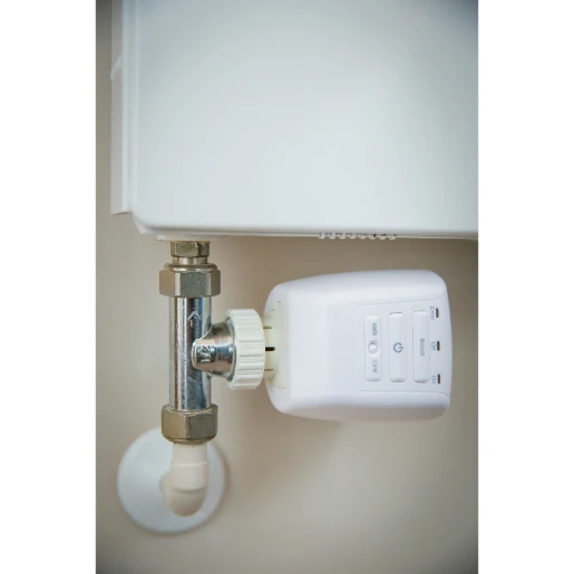 RF Radiator Valve White
