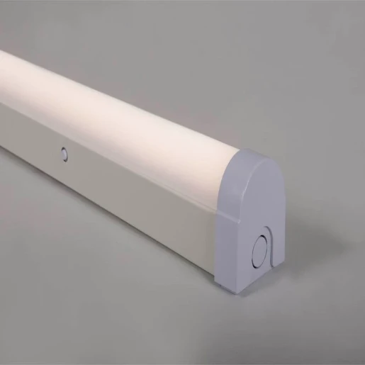 Navara X4S 4Ft 23W Cct Led Batten