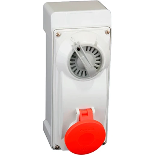 Socket 3P+E 16A415V