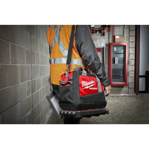 Milwaukee® PACKOUT DUFFEL BAG 15IN/38CM