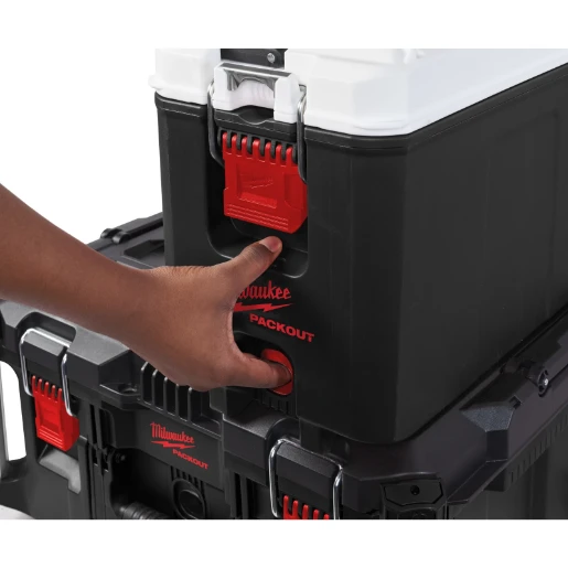 Milwaukee® PACKOUT™ Hard Cooler