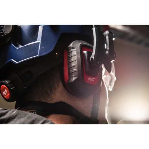 Milwaukee® BOLTTM LP EARMUFFS - 1PC