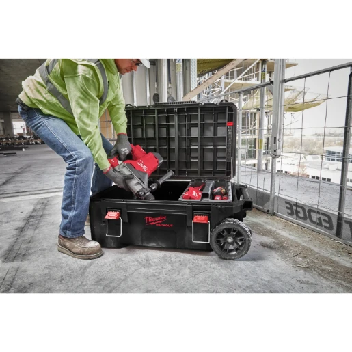 Milwaukee® PACKOUT ROLLING TOOL CHEST -1PC