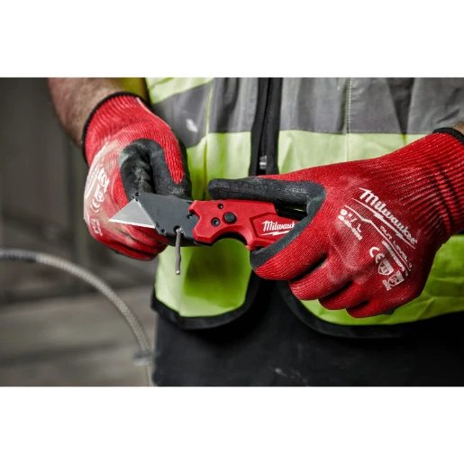 Milwaukee® 6in1 Utility Knife - 1pc