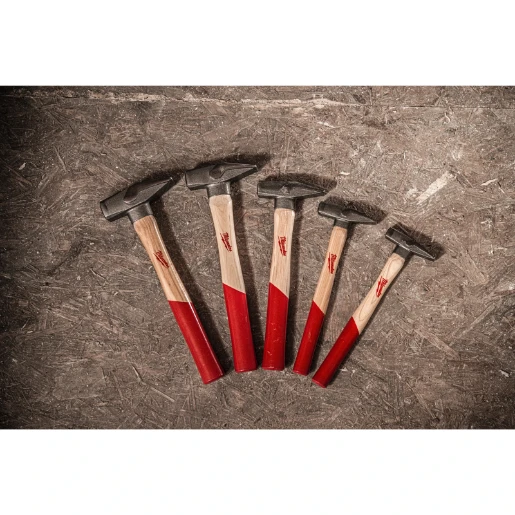 Milwaukee® Hickory Curved Claw Hammer 20oz / 570g