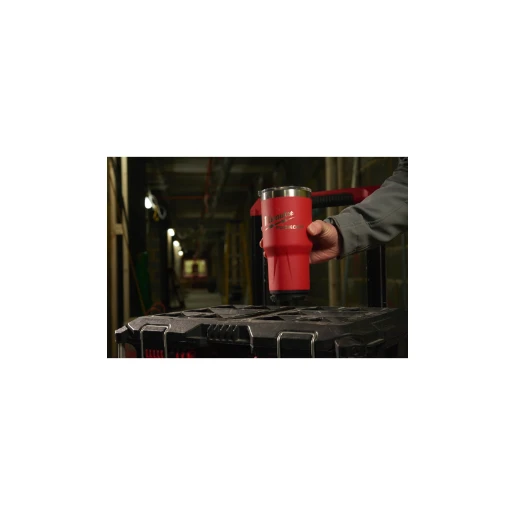 Milwaukee® PACKOUT™ Tumbler 887ml Red