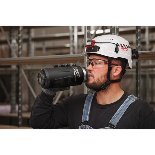 Milwaukee® PACKOUT Bottle 1065 ml Chug Lid Blk-1pc
