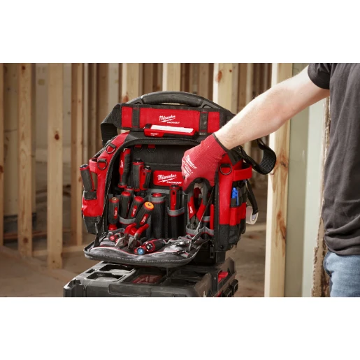 Milwaukee® PACKOUT 38CM CLOSED TOTE TOOLBAG-1PC