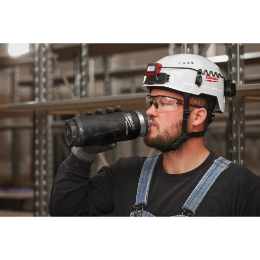 Milwaukee® PACKOUT™ Bottle 532 ml Chug Lid Black (1pc)